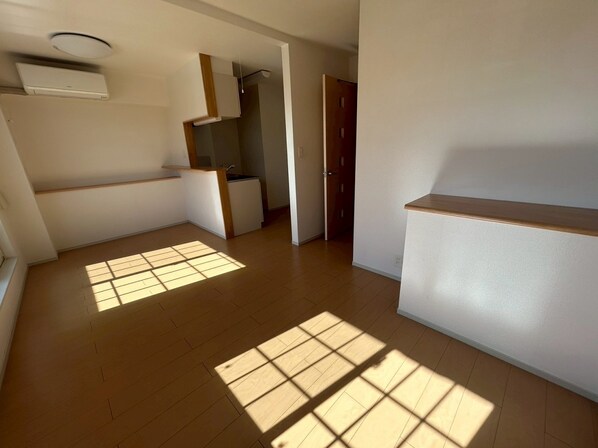 アウローラ玉手Ⅱ Aの物件内観写真